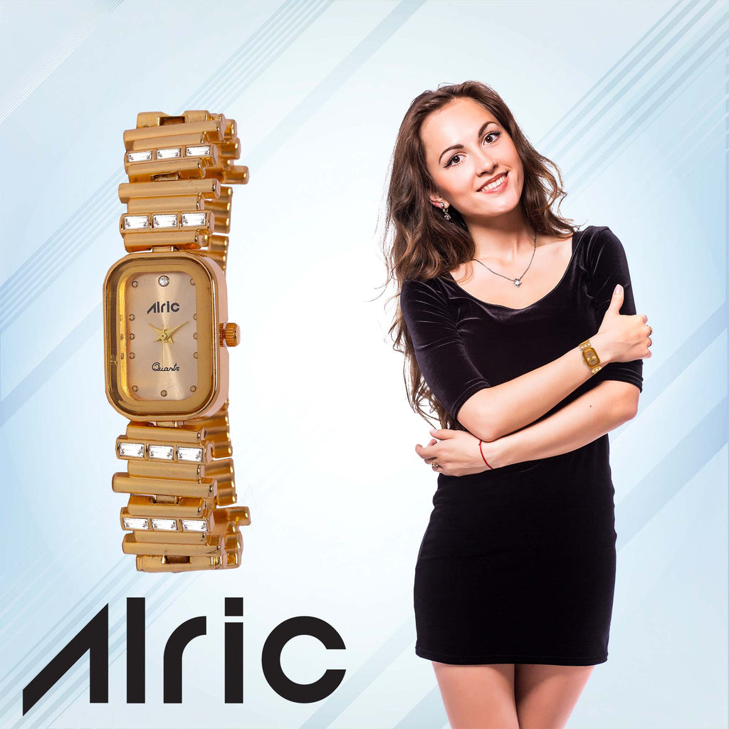 Charm Gold Rectangle Quartz Analog Wrist Watch For Girls (30 Mm Dial)