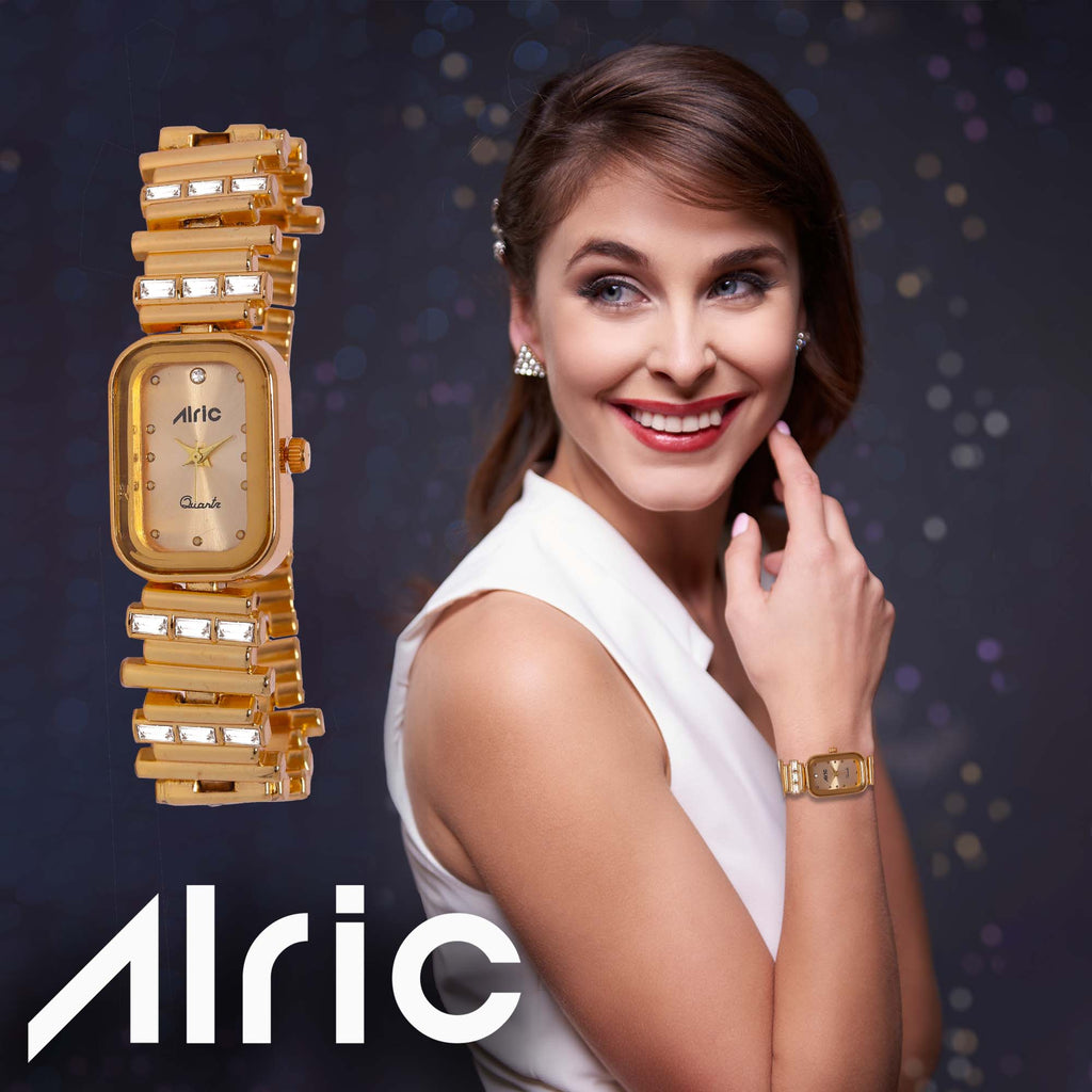 Charm Gold Rectangle Quartz Analog Wrist Watch For Girls (30 Mm Dial)