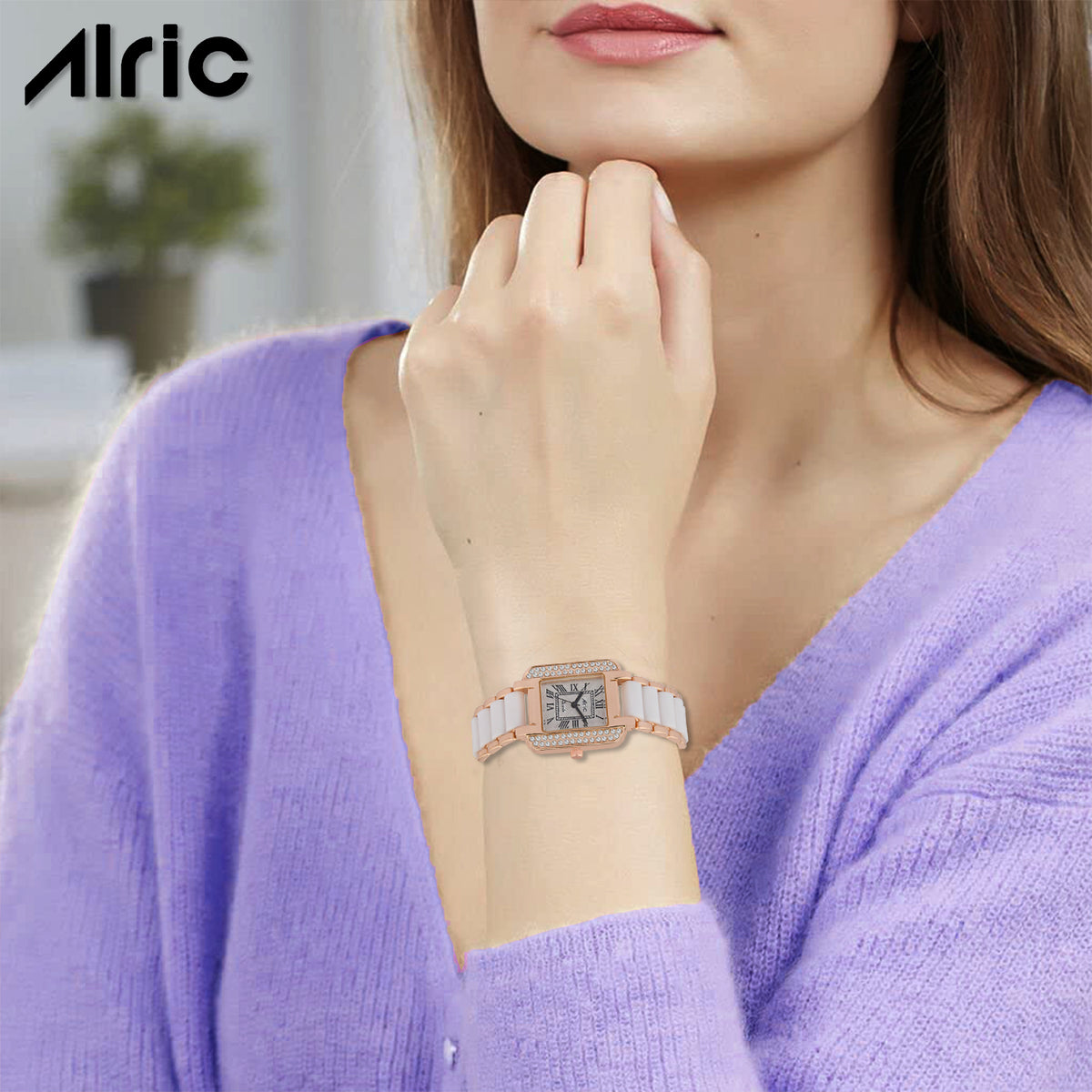 Minted White & Gold Square Quartz Analog Wrist Watch For Girls (30 Mm Dial)