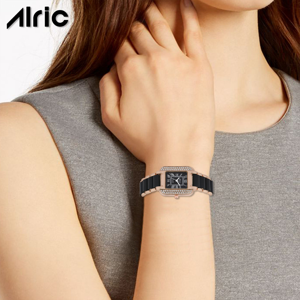 Minted Black Square Quartz Analog Wrist Watch For Girls (30 Mm Dial)