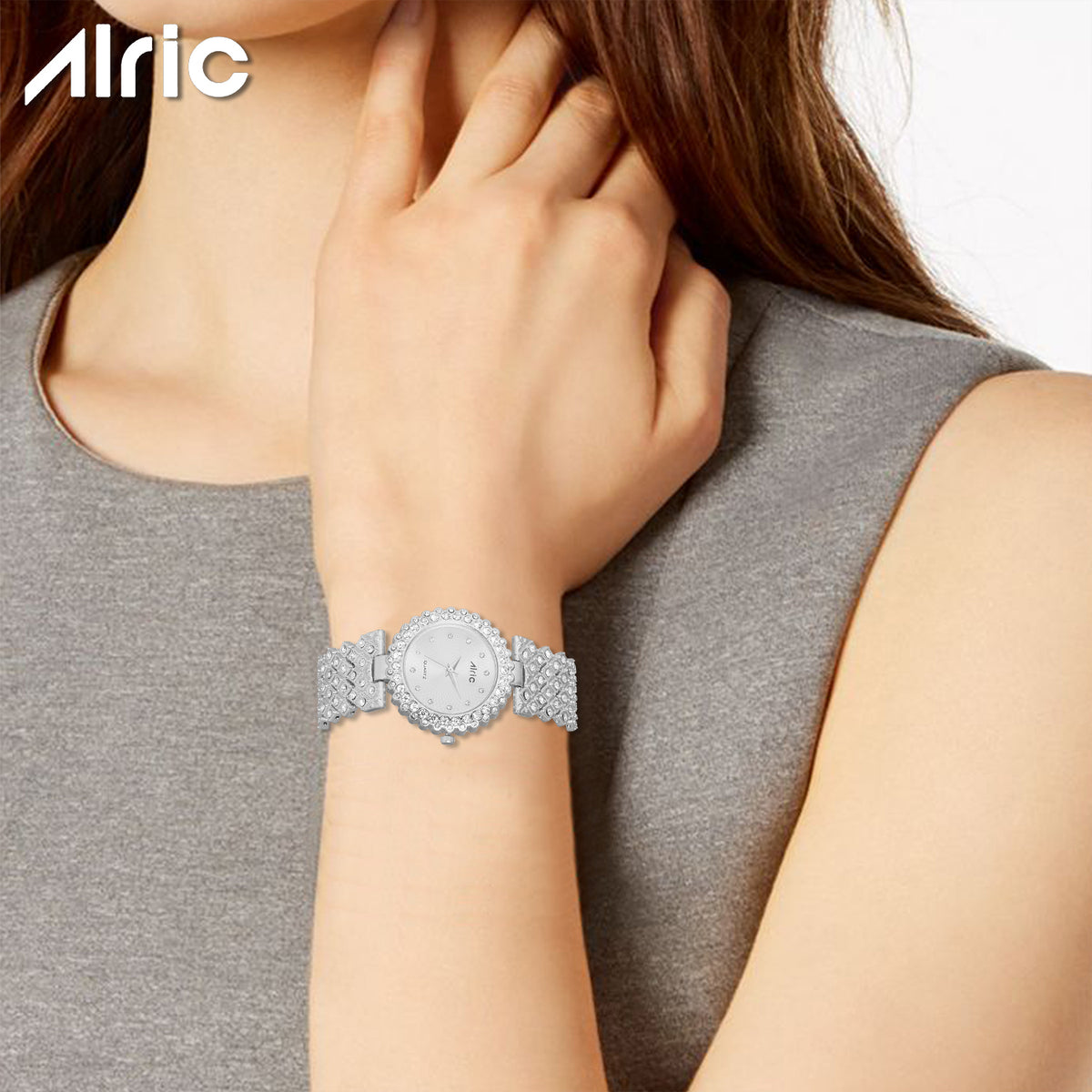 Lavish Gold  Analog Quartz with Jewels | Elegant Watch for Women