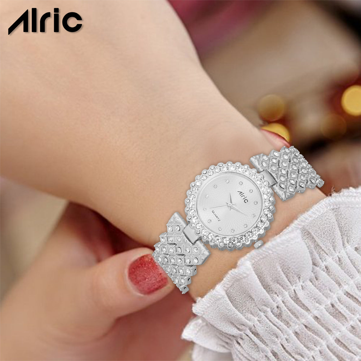 Lavish Gold  Analog Quartz with Jewels | Elegant Watch for Women