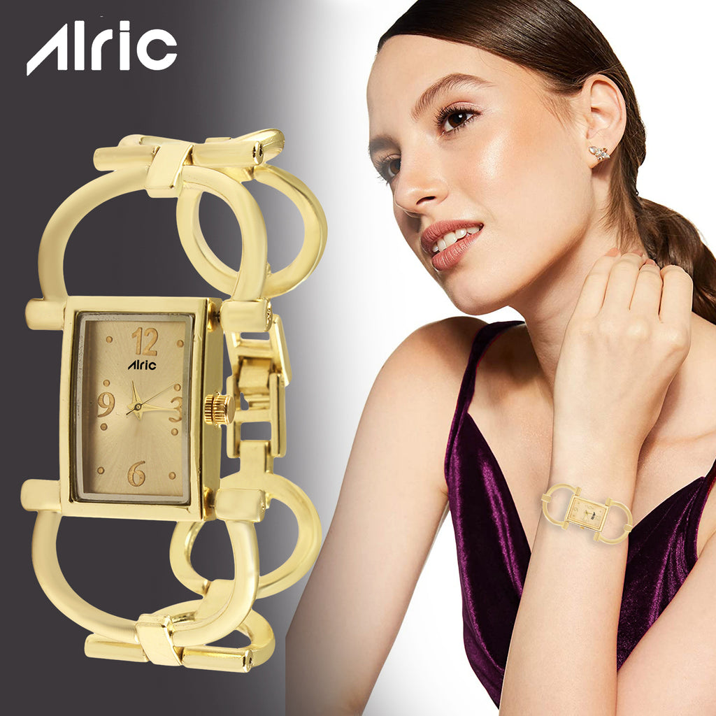 Quad Gold Watch For Girls (30 Mm Dial)