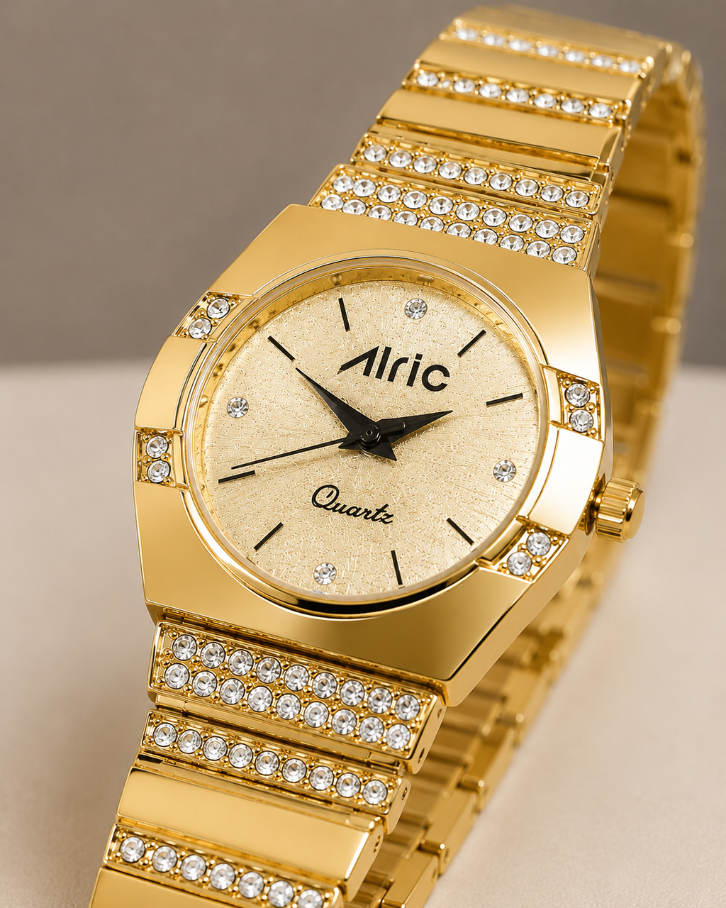 Opaline Gold Quartz Analog Wrist Watch For Girls