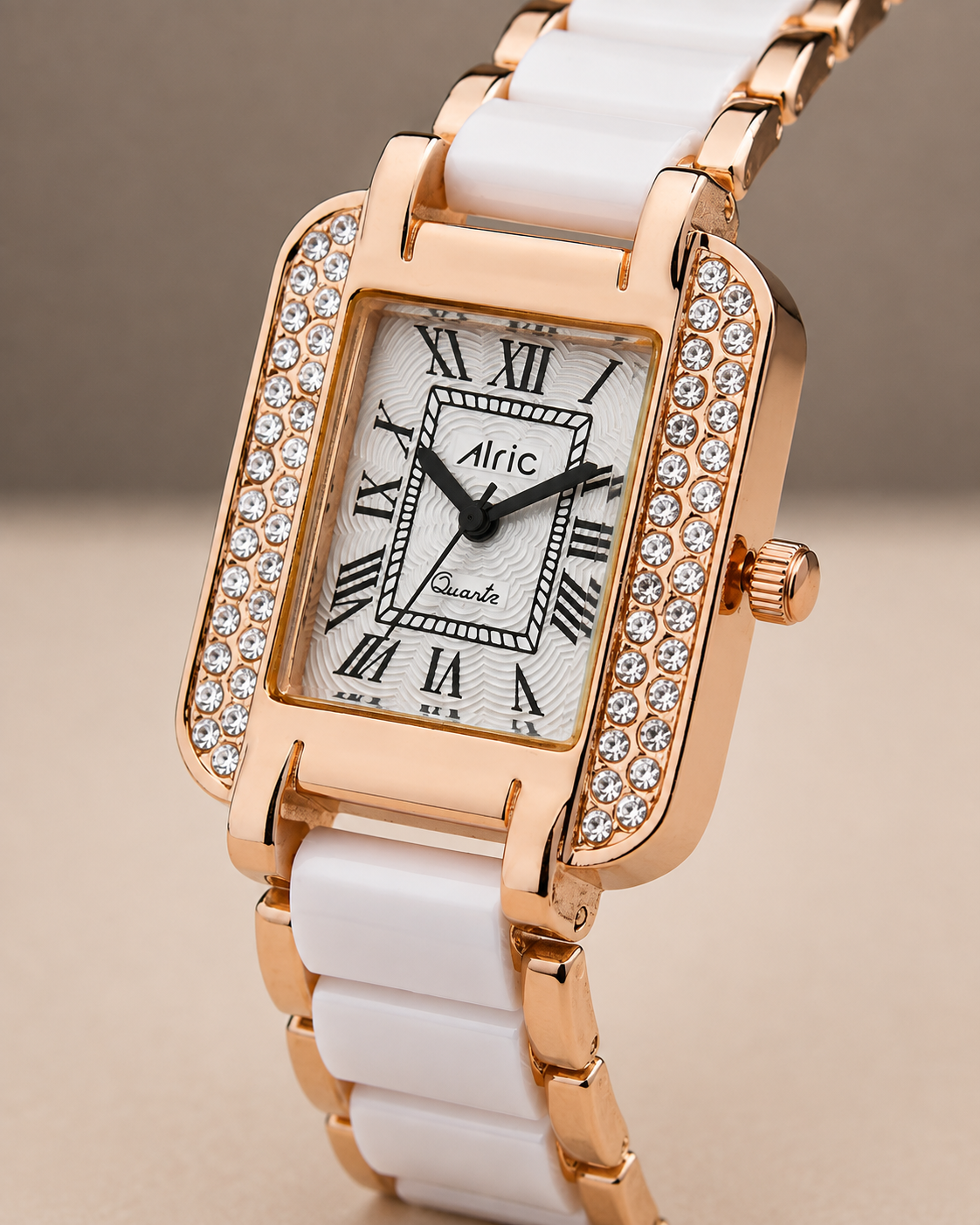 Minted White & Gold Square Quartz Analog Wrist Watch For Girls (30 Mm Dial)