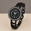 Ritzy Black Round Quartz Analog Wrist Watch For Women (13.6 Mm Dial)