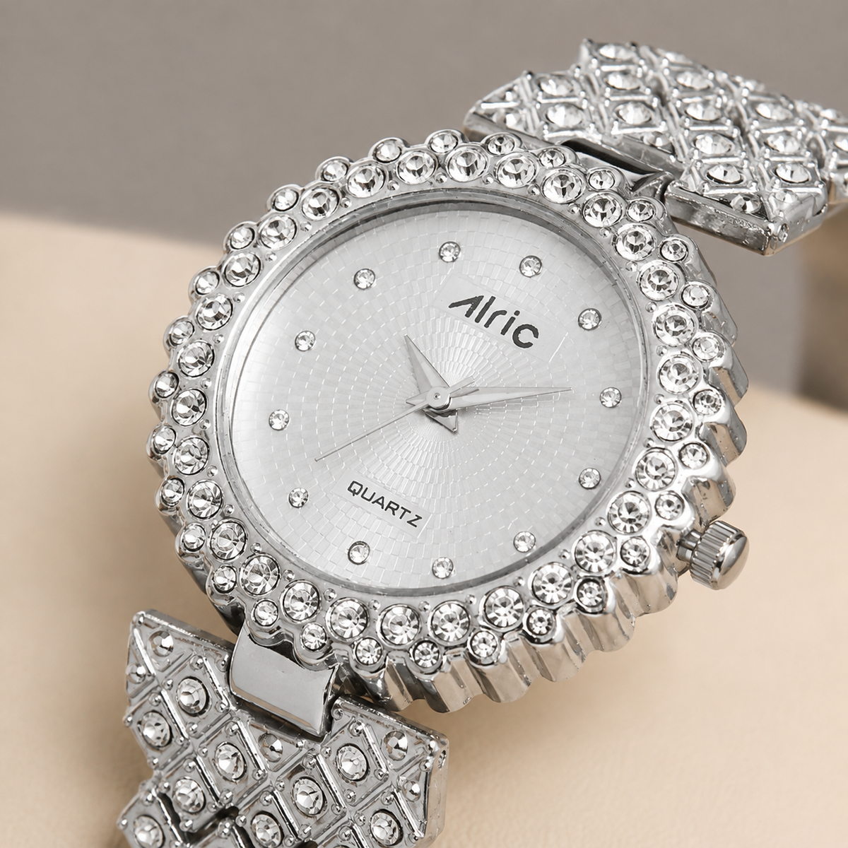 Lavish Gold  Analog Quartz with Jewels | Elegant Watch for Women