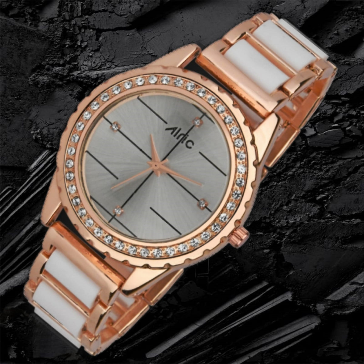 Regal Rose Gold & White Round Quartz Analog Wrist Watch For Women (13.6 Mm Dial)