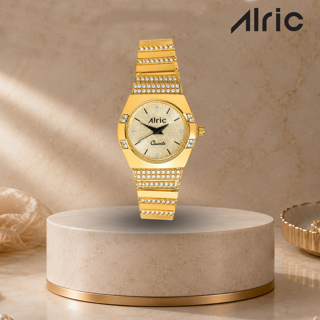 Opaline Gold Quartz Analog Wrist Watch For Girls