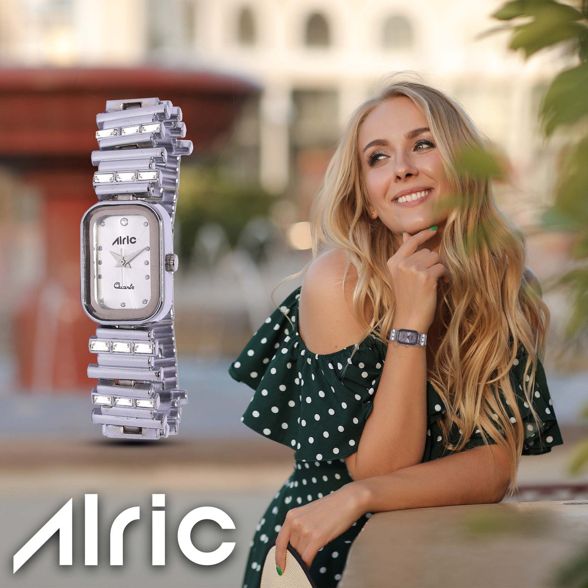 Charm Silver Rectangle Quartz Analog Wrist Watch For Girls (30 Mm Dial)